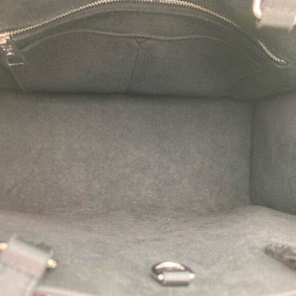 Louis Vuitton Epi Onthego MM in Grenade White Tote Shoulder Handbag - Picture 10 of 13